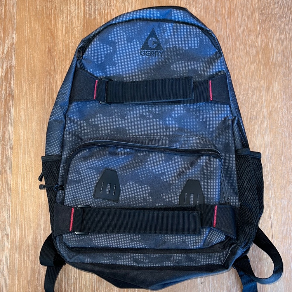 Gerry Camo backpack. NWOT